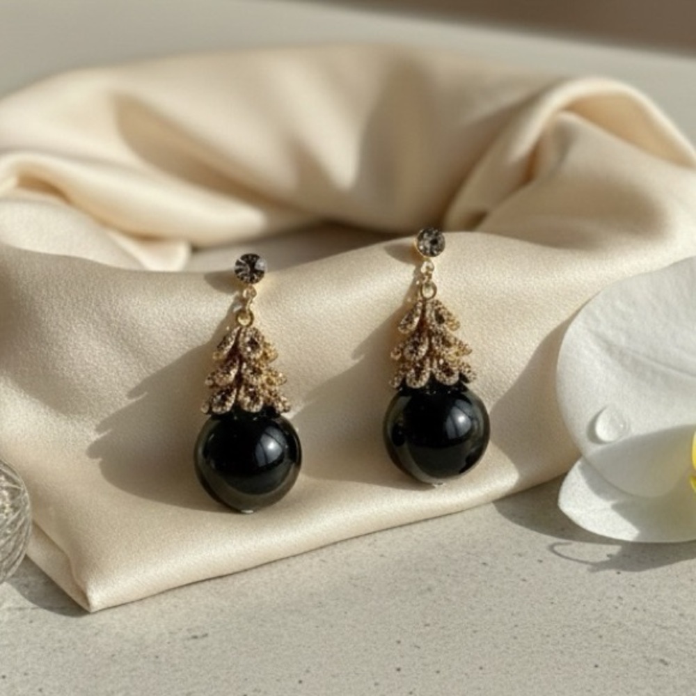 Vintage Black Onyx Dangle Earrings